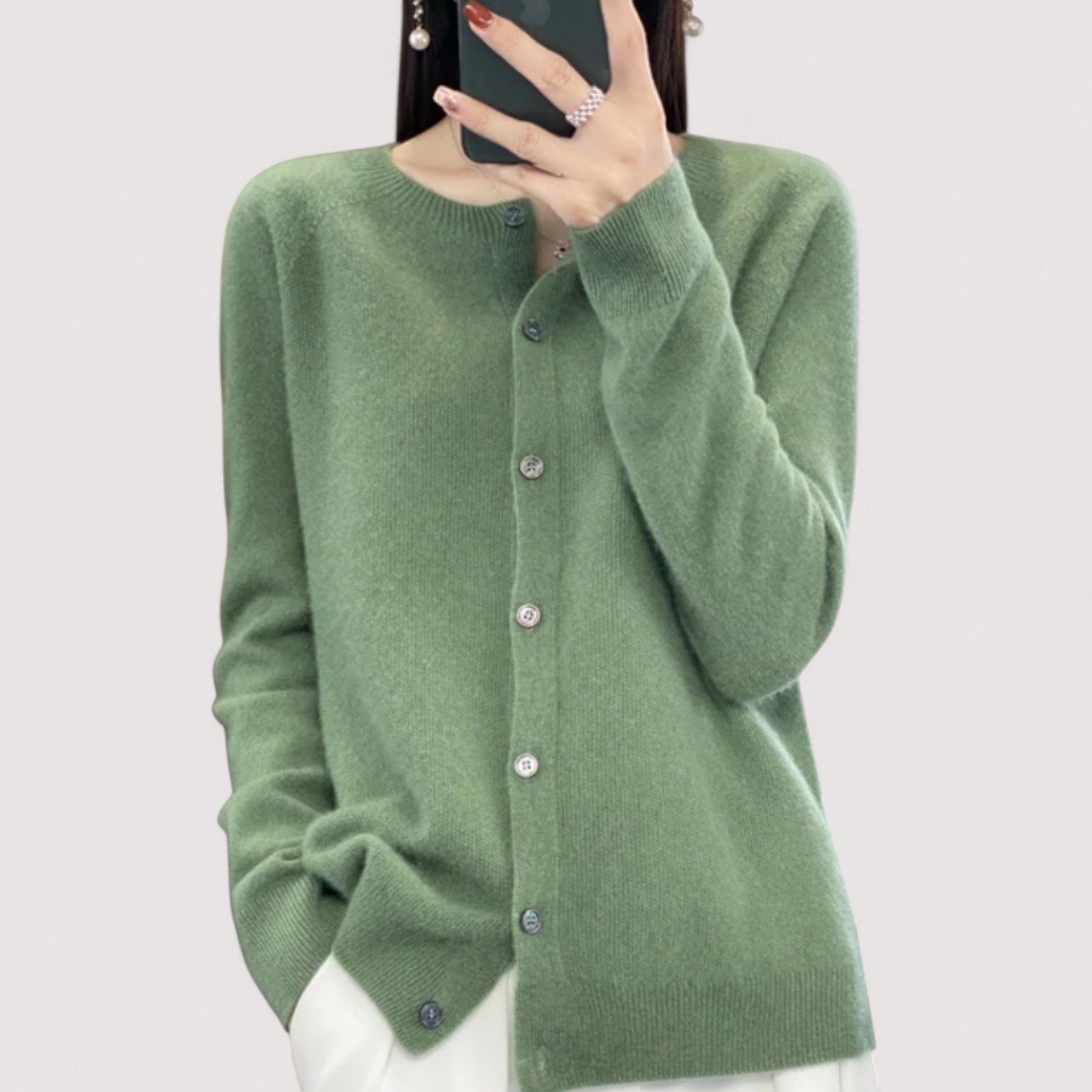 Darija™ – Pehme kudumitega jakk nupudega